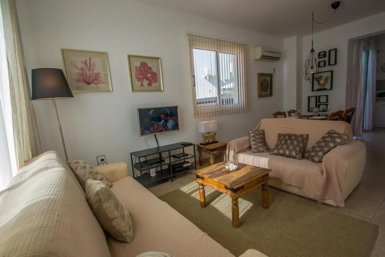 פרוטאראס Orcadia Holiday Villa קפריסין